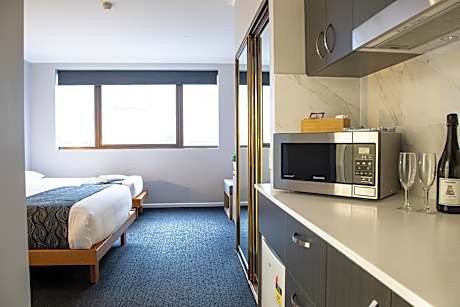 One Bedroom Apartment