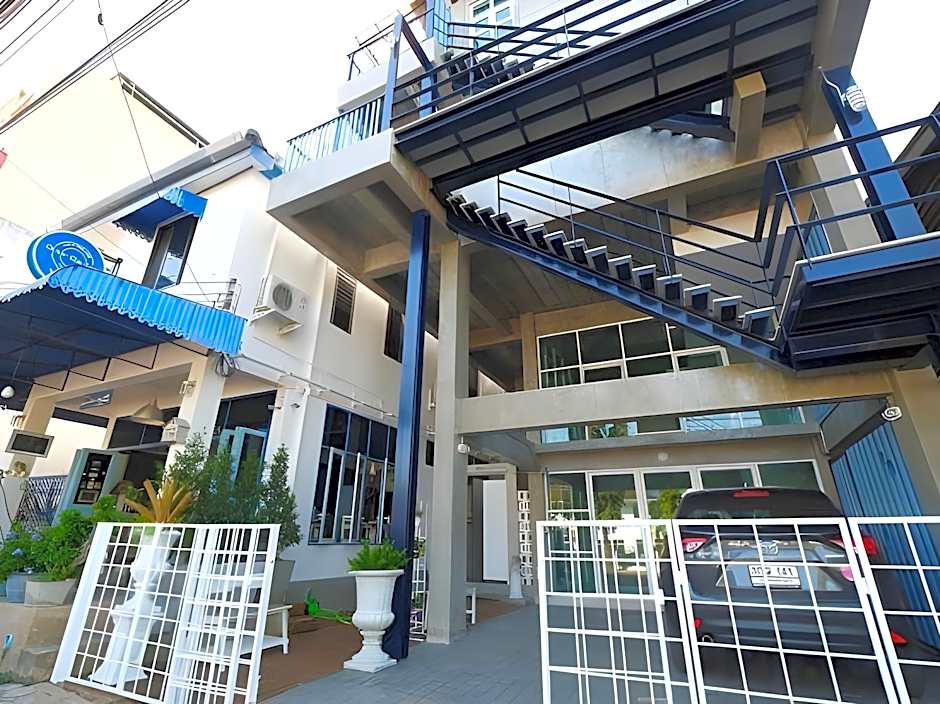 Chanchalay Hip Hostel (SHA Plus)