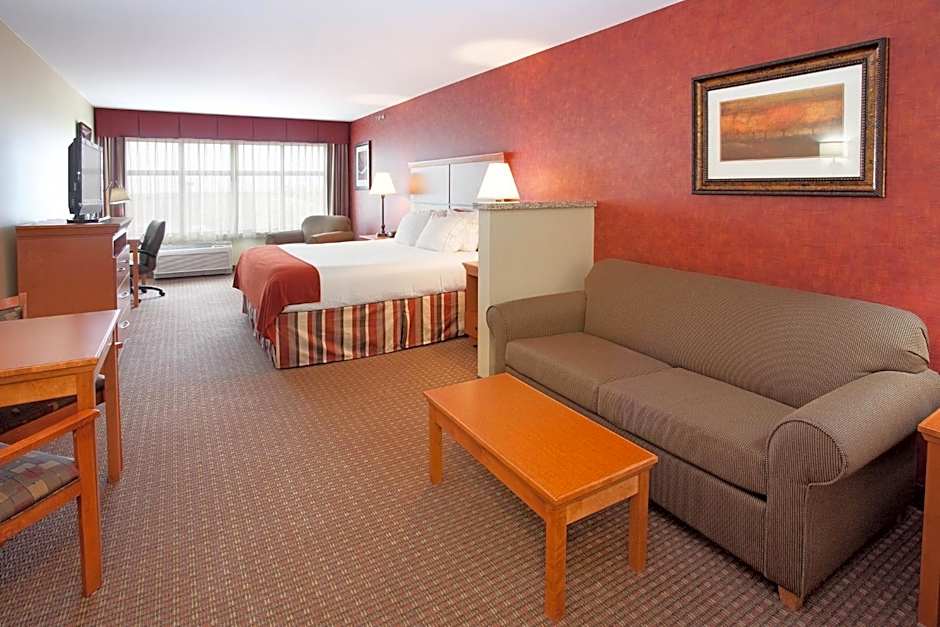 Holiday Inn Express Hotel & Suites Loveland By IHG