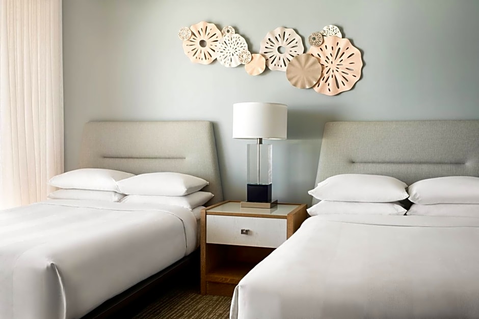 Waikiki Beach Marriott Resort & Spa