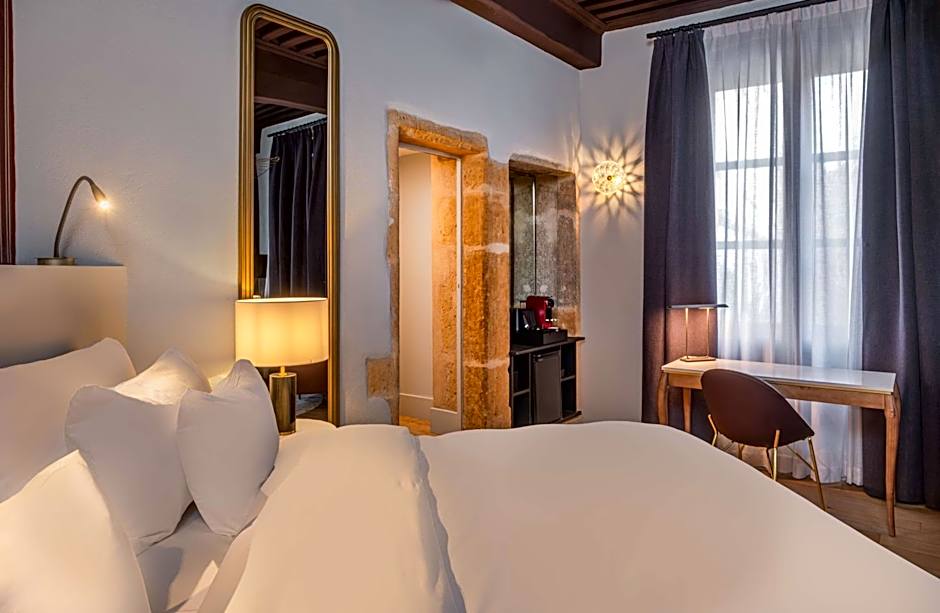 Cour des Loges Lyon, a Radisson Collection Hotel