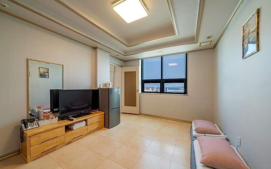 Jumunjin Hotel