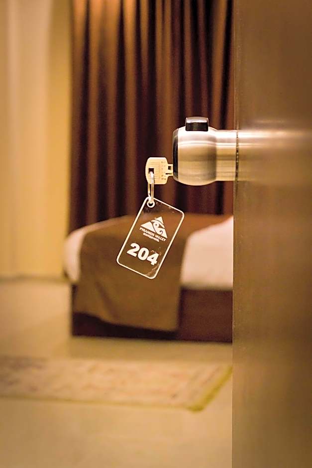 Pyramids Valley Boutique Hotel