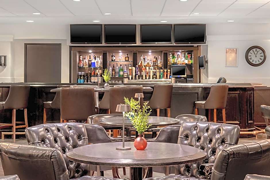 Ramada Plaza by Wyndham Calgary Downtown