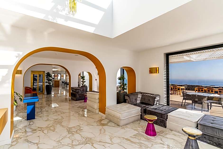 Cresanto Luxury Suites