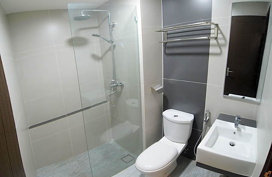 STAR-WELL HOTEL