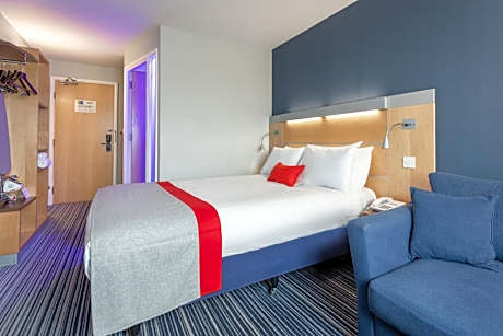 Standard Double Room with Free Hot Breakfast