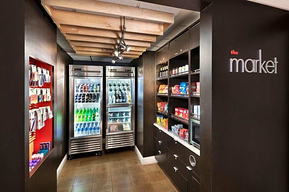 Courtyard by Marriott Burlington