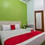 RedDoorz Plus near Alun Alun Kuningan