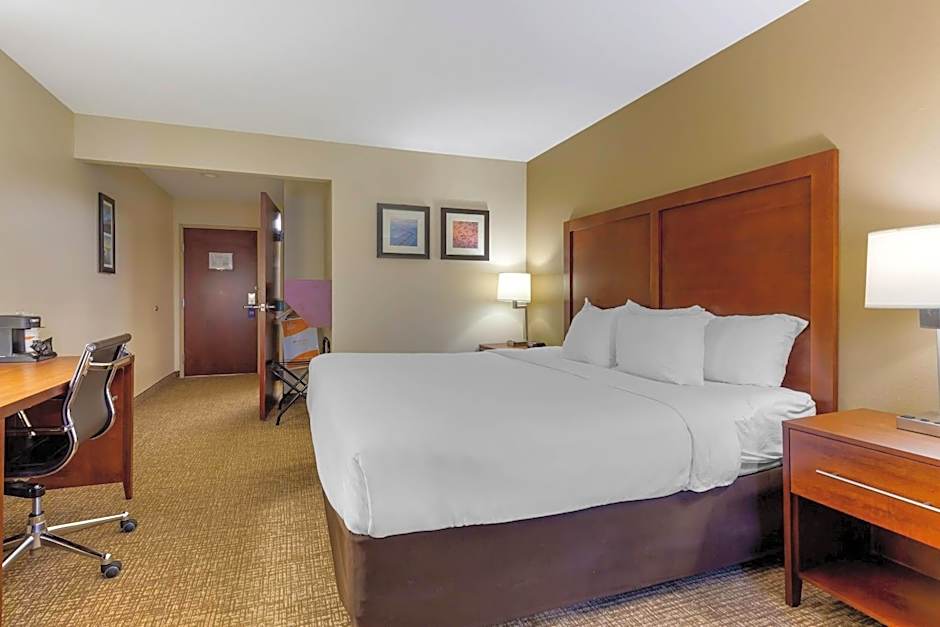 Comfort Inn & Suites Cambridge