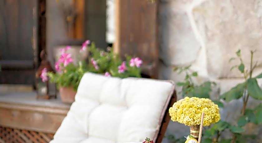 Doda Artisanal Cave Hotel 14