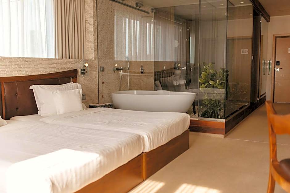 Graffit Gallery Design Hotel