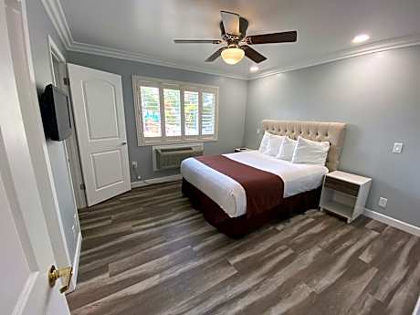 Family Suite (6 Adults)