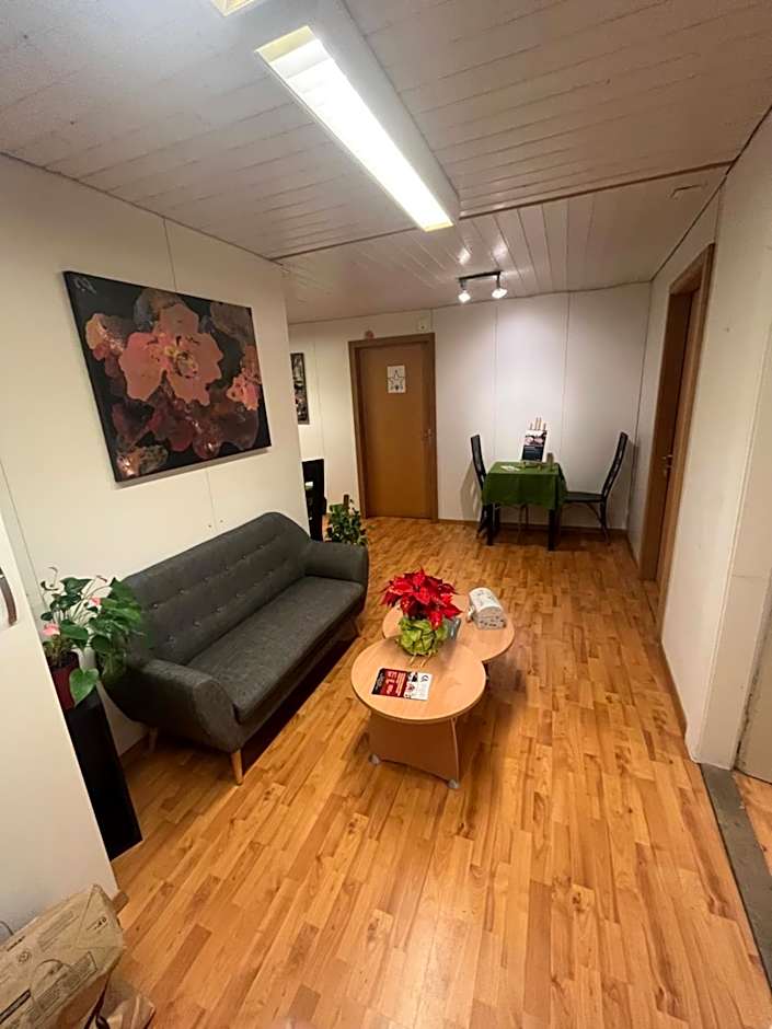 Delemont Blues Hostel 03