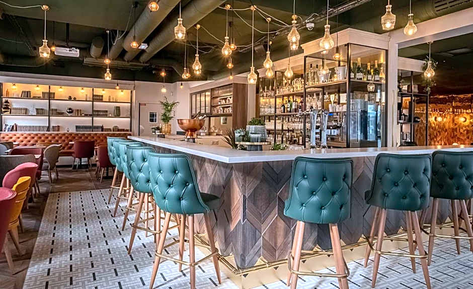 Mercure Paris Bercy Bibliotheque