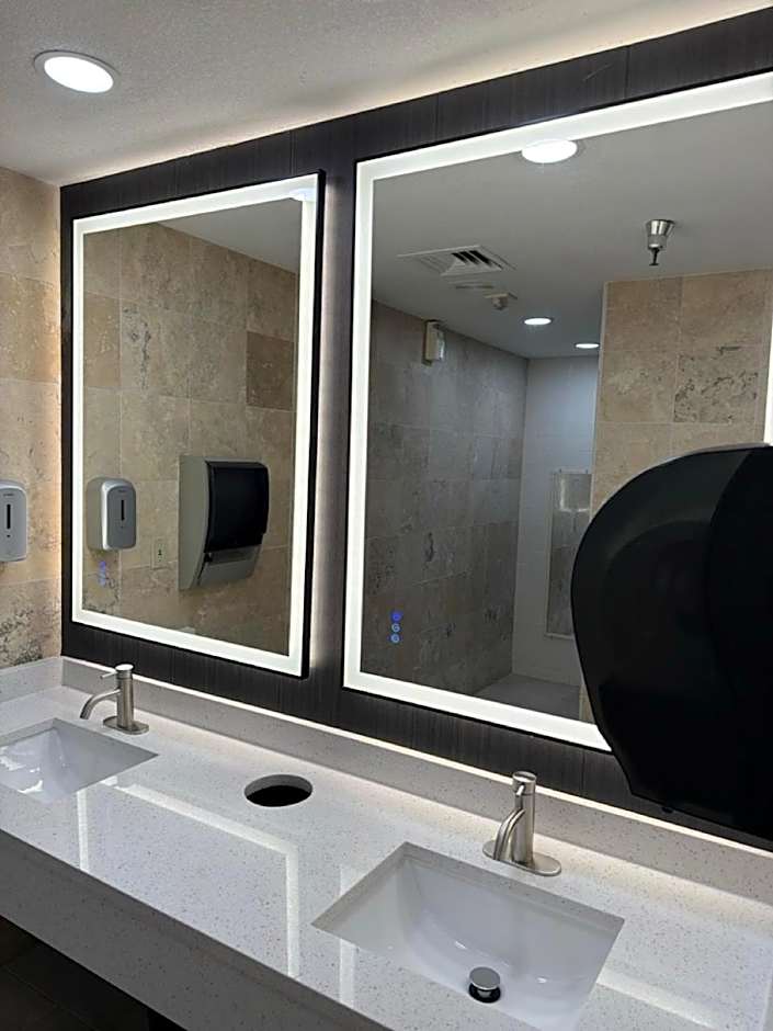 SureStay by Best Western Irving Grapevine DFW North