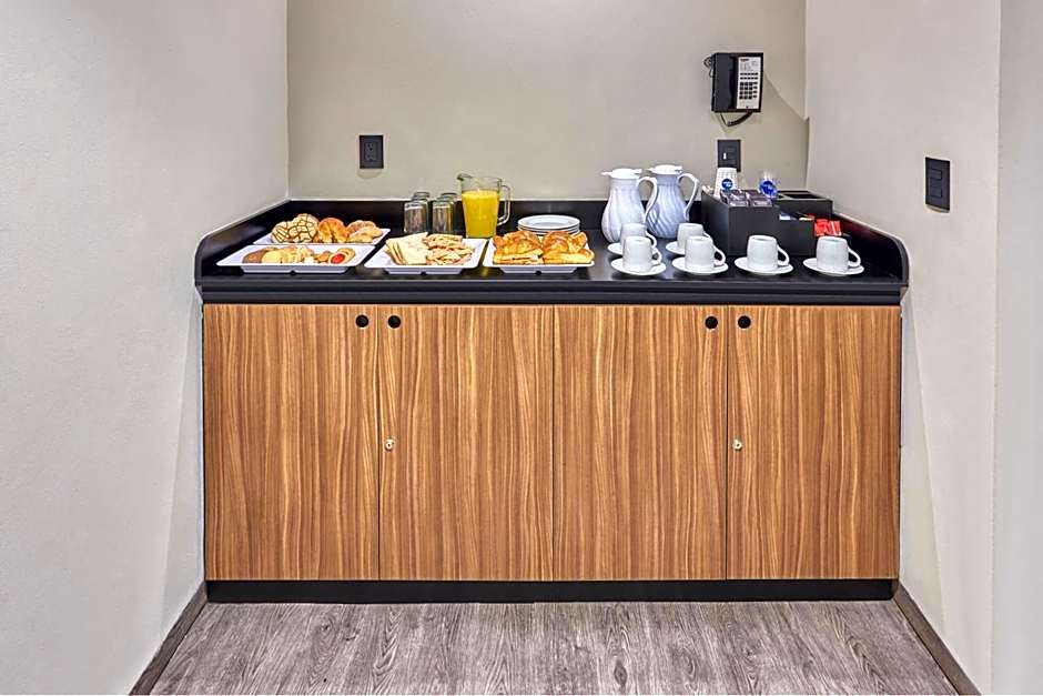 City Express by Marriott San Luis Potosi Zona Universitaria