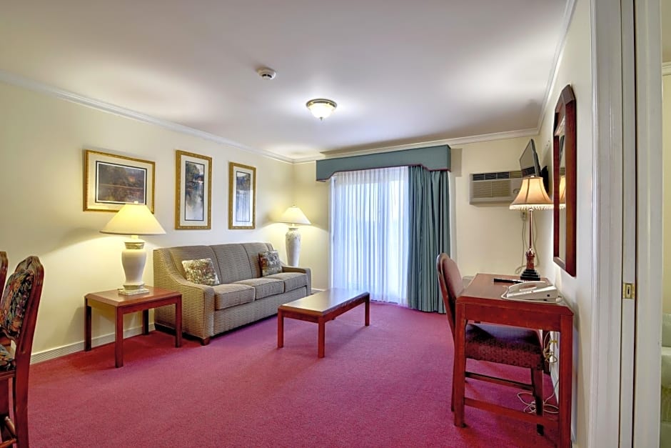 Roosevelt Inn & Suites Saratoga Springs