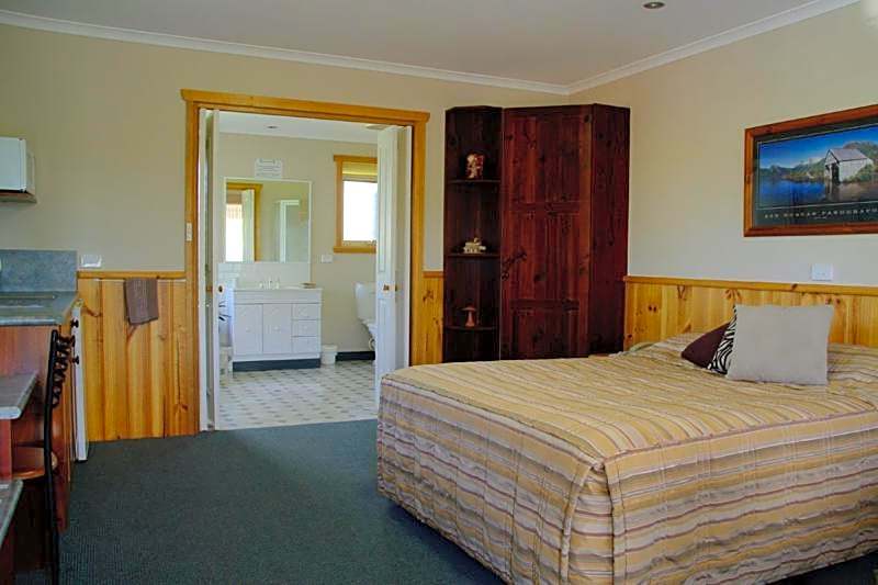 Kentish Hills Retreat