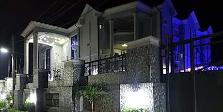 ICE GRAND HOTEL & SUITES