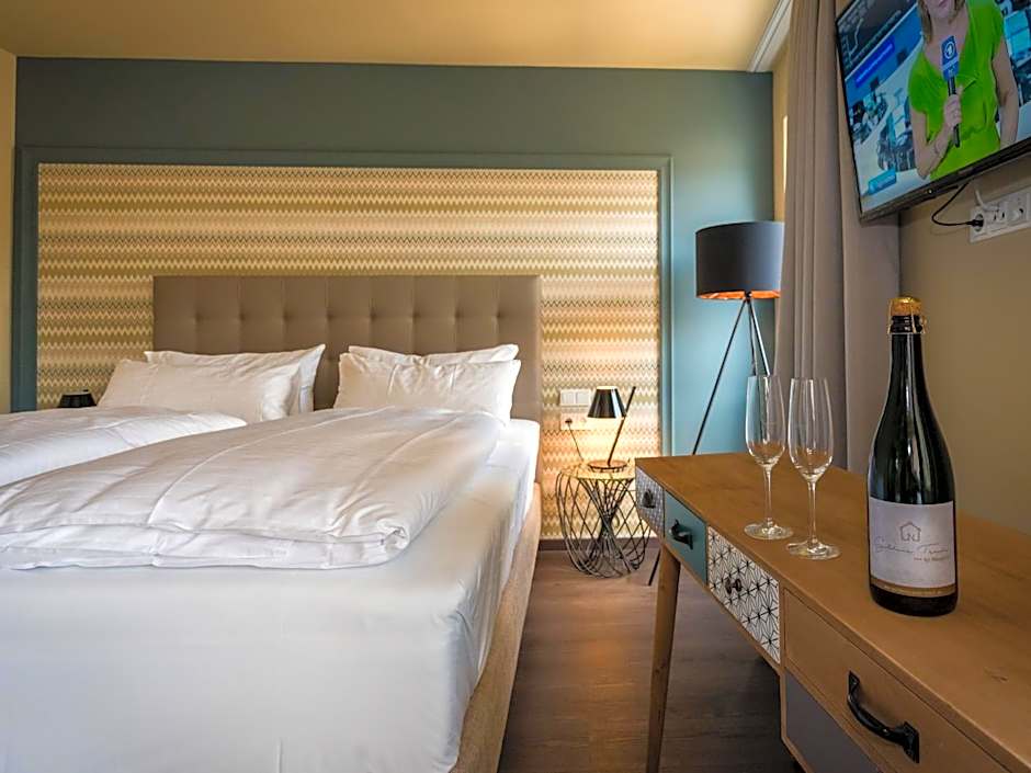 Hotel Goldene Traube - by Neugart