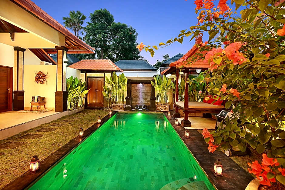 De Liza Villa Seminyak Beachside