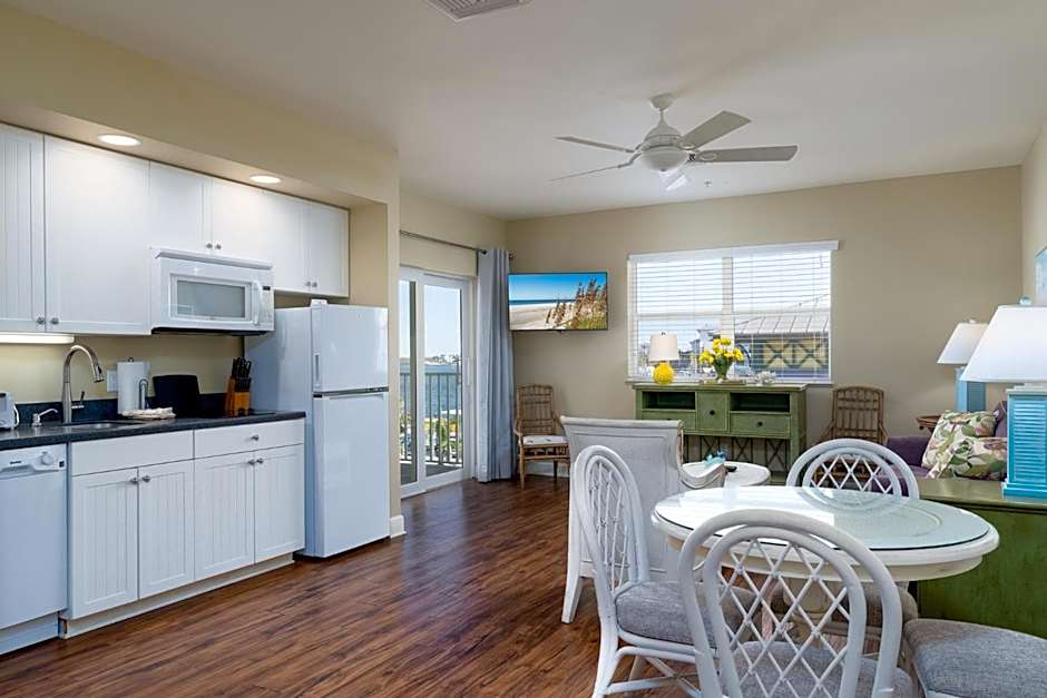 Harbour House at the Inn 306