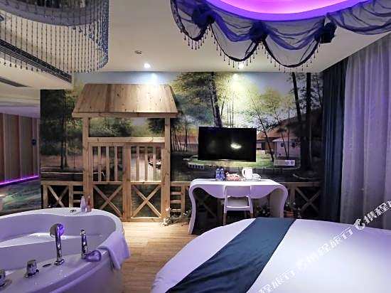 Angel Lover Theme Hotel (Guangzhou East Railway Station CITIC Plaza)