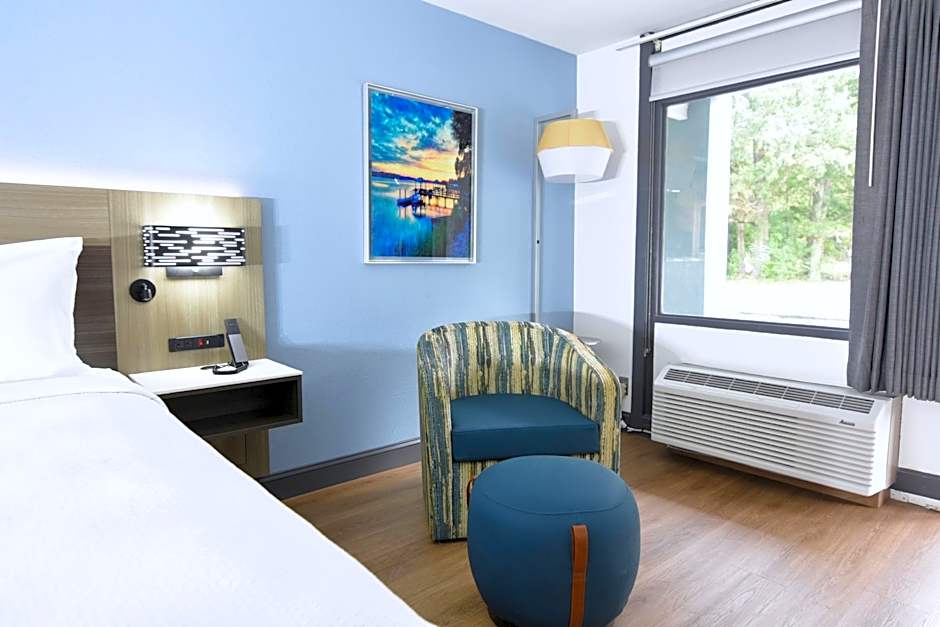 Best Western Point South