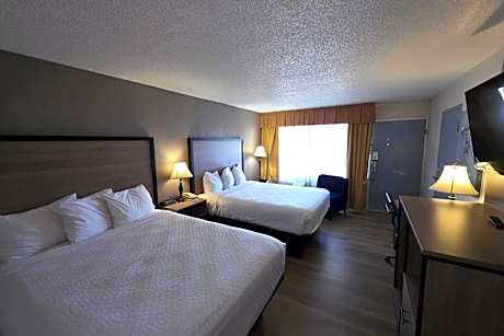 Queen Room with Two Queen Beds - Non-Smoking