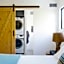 Hotel El Cid by AvantStay 16 OCC Full Hotel Buyout in Palm Springs w Pool