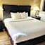 Econo Lodge Inn & Suites Monroe