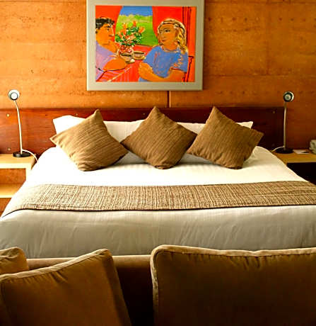 Deluxe Suite with Spa Bath