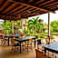 Tropinest bungalows & hostel