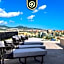 Amazing 2BR Condo with Terrace Overlooking the Marina
