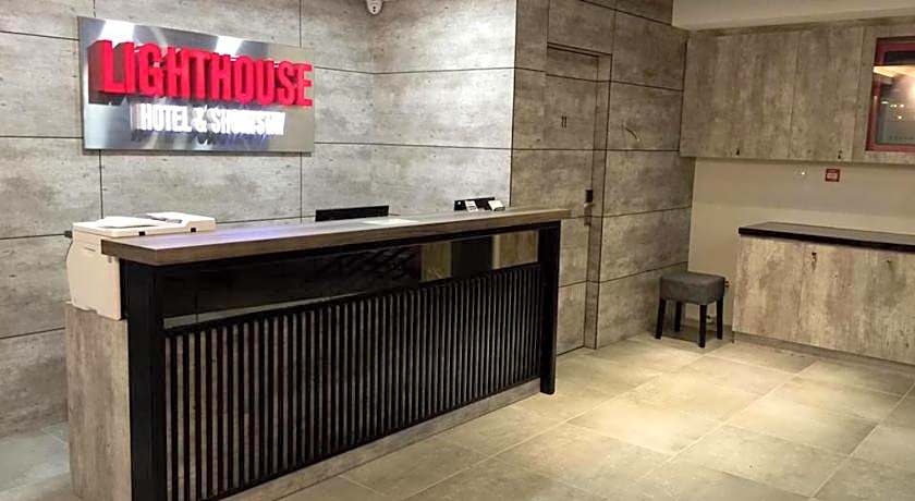 Lighthouse Hotel & Shortstay