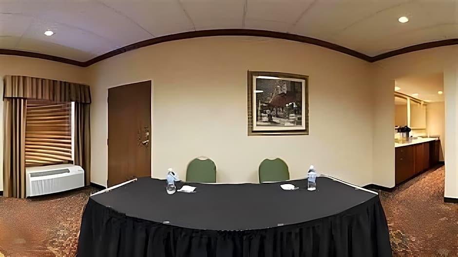 Holiday Inn Express Hotel & Suites Dayton-Huber Heights By IHG
