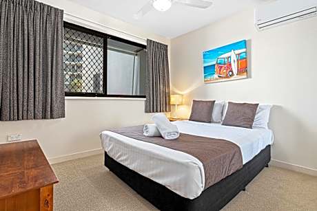 Three-Bedroom Apartment (AC Loungeroom only)