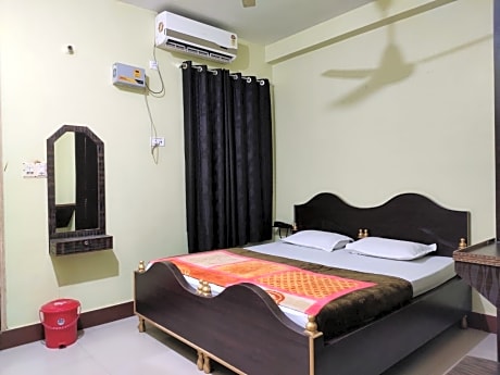HOTEL RAHUL
