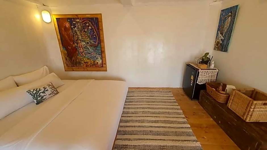 Maliblues Bed & Art Gallery