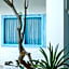 Paras Paros Marina Lodge