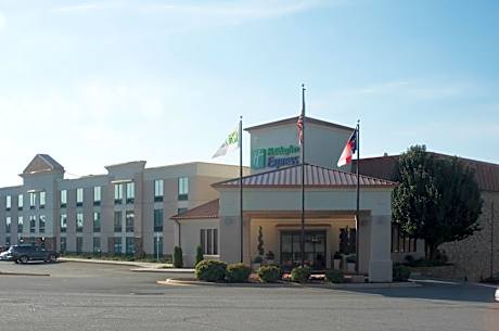 Holiday Inn Express Hickory-Hickory Mart By IHG