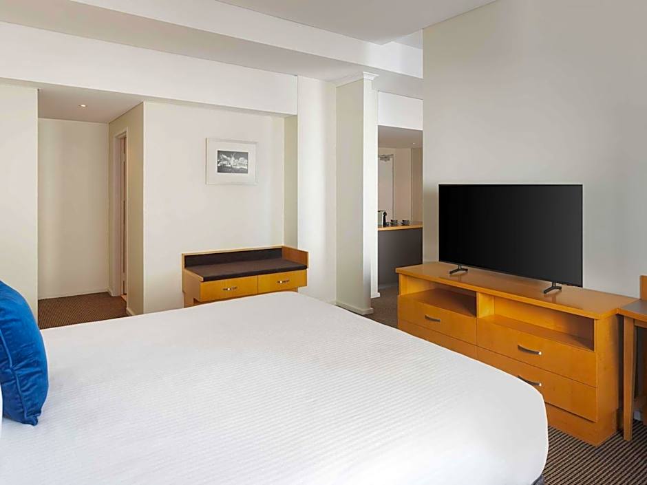 Novotel Langley Perth