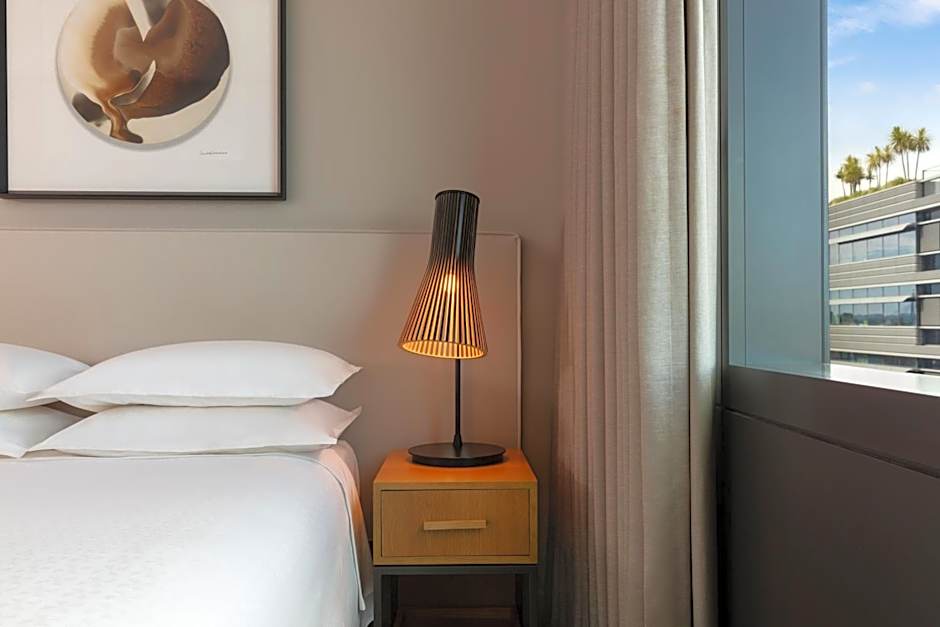 Four Points by Sheraton Sydney, Central Park