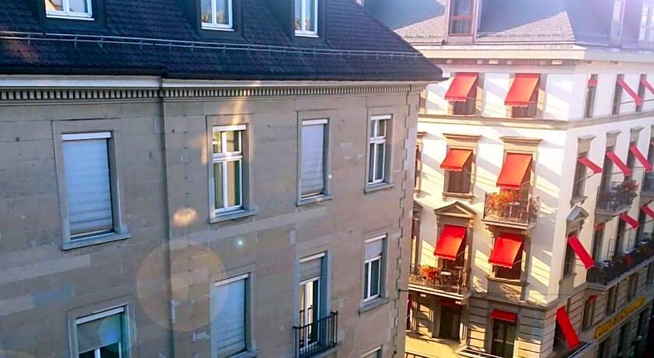 Le Bijou Lintheschergasse 23 / Zurich HB