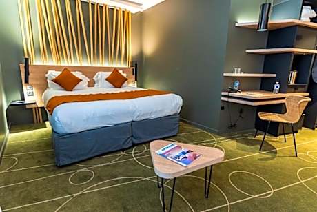 Classic Room with 1 Double Bed