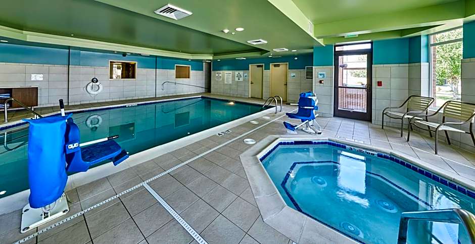 Holiday Inn Express Hotel and Suites Medford-Central Point By IHG