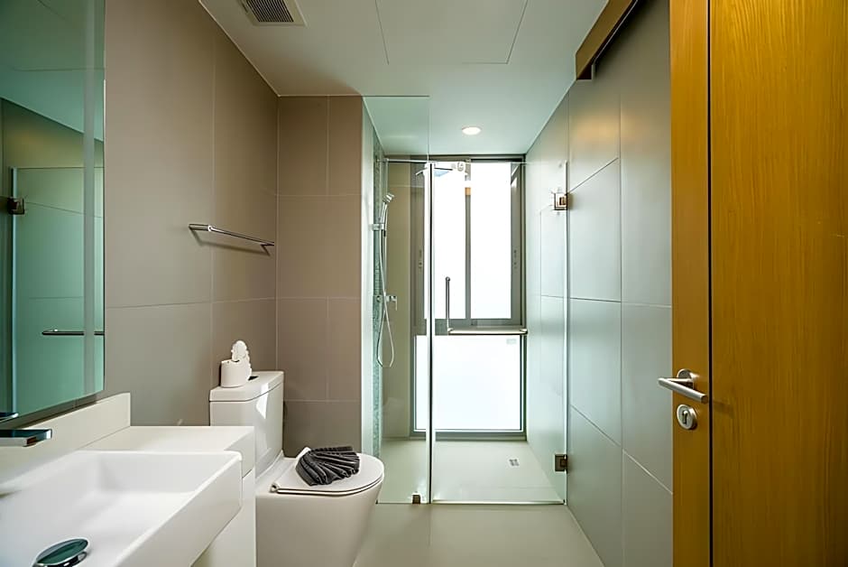 Oceanstone by Holy Cow, 2-BR, 90 m2, pool view