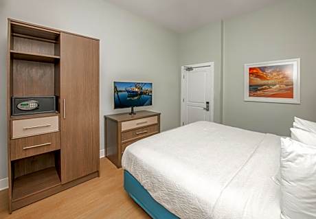 Promenade Suite