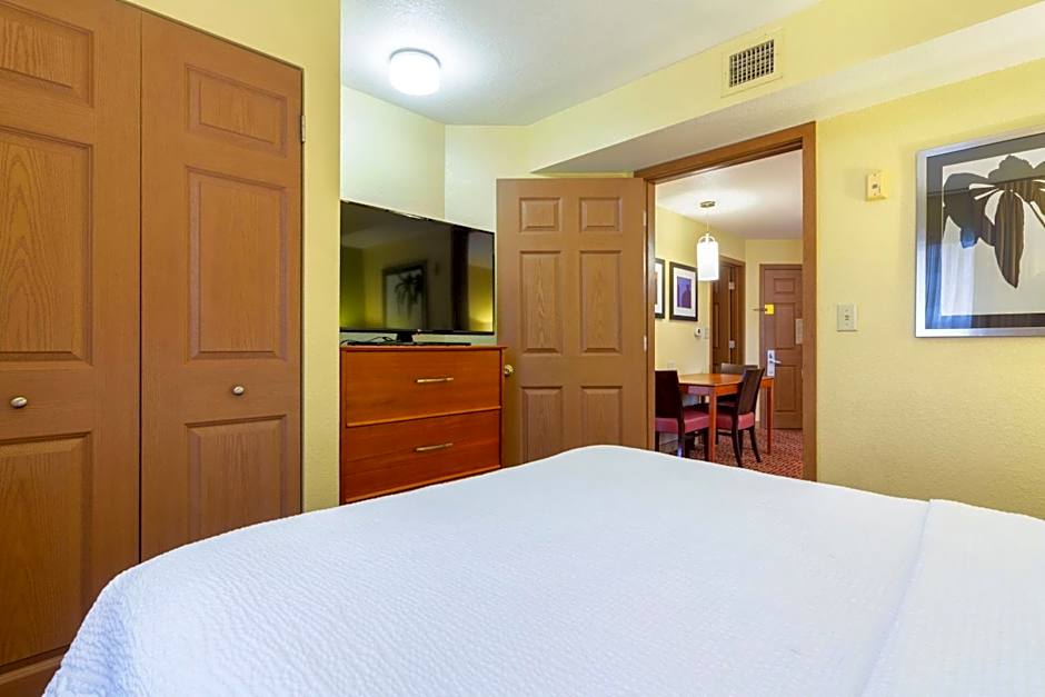 Extended Stay America Suites - Norfolk - Virginia Beach